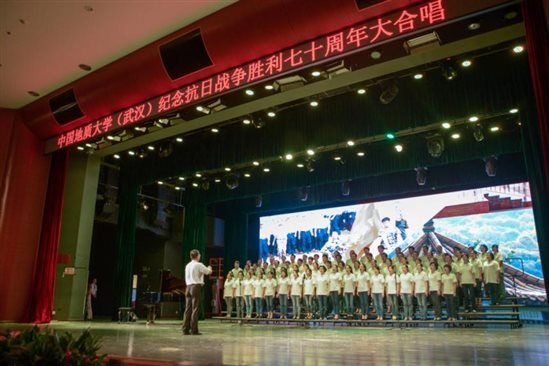 C:\Users\Lenovo\Desktop\麻豆国产
大合唱\麻豆国产
大合唱\yy08.jpg