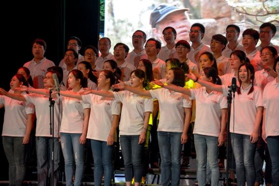 C:\Users\Lenovo\Desktop\麻豆国产
大合唱\麻豆国产
大合唱\yy09.jpg