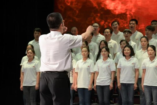 C:\Users\Lenovo\Desktop\麻豆国产
大合唱\麻豆国产
大合唱\yy05.jpg