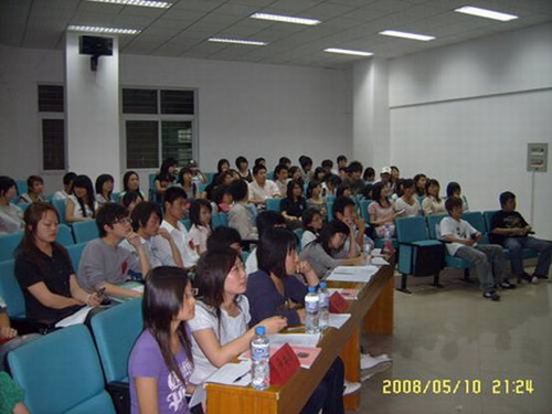 //cuggroup.mdguochan.com/DMS/UploadFiles/Department_24/NewsUpload/20080514163548593.jpg